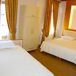 Seybils Hotel
